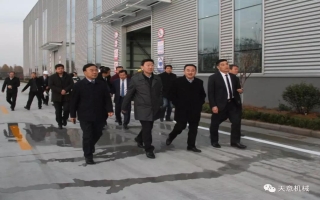 山東省住建廳黨組成員、副廳長張曉海蒞臨天意機械調(diào)研指導(dǎo)
